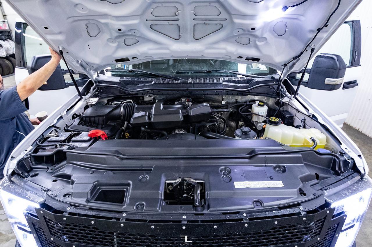 2019 Ford F-350 4x4 Crew Cab XLT Leather BCam Red Deer AB