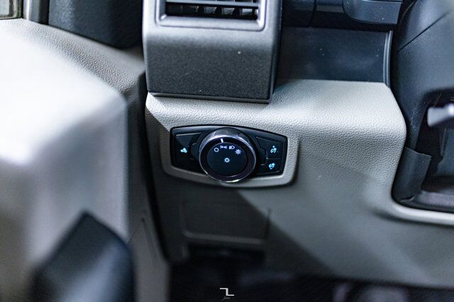 2019 Ford F-350 4x4 Reg Cab XL Dually Deck Red Deer AB