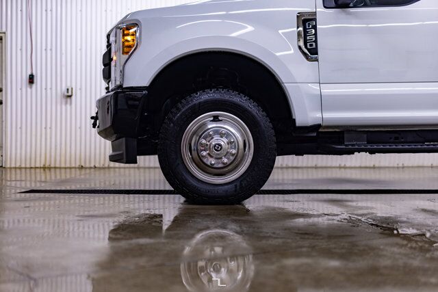 2019 Ford F-350 4x4 Reg Cab XL Dually Deck Red Deer AB