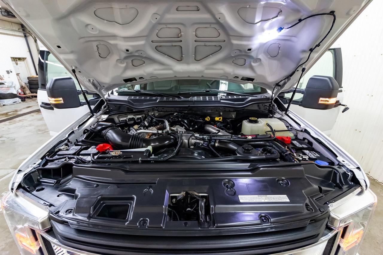 2019 Ford F-350 4x4 Super Cab XLT Longbox Diesel Red Deer AB