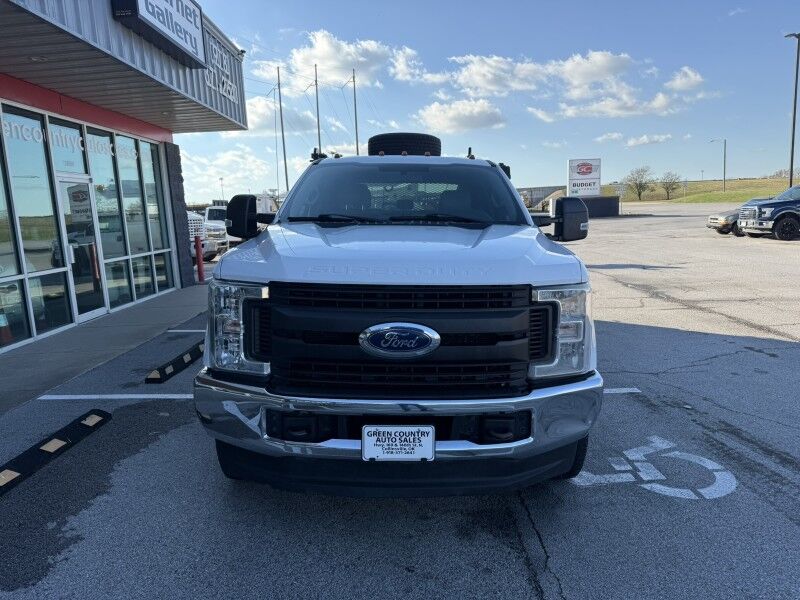 2019 Ford F-350 DRW 4x4 Diesel Utility w/ Crane XL Collinsville OK