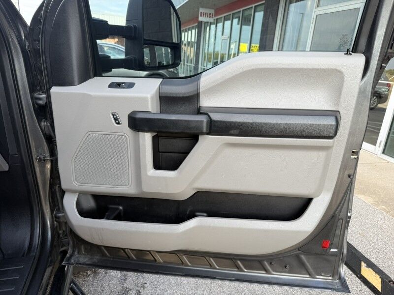 2019 Ford F-350 DRW 4x4 Diesel Utility w/ Crane XL Collinsville OK