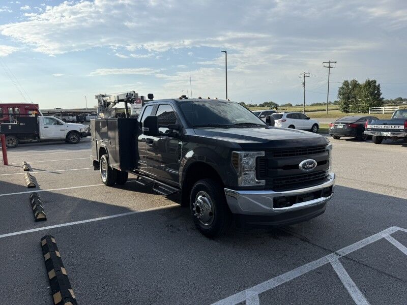 2019 Ford F-350 DRW 4x4 Diesel Utility w/ Crane XL Collinsville OK