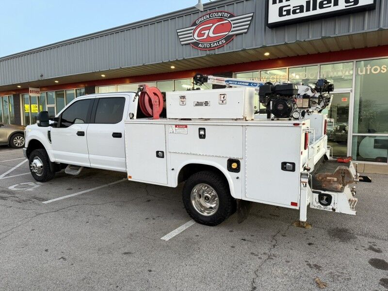 2019 Ford F-350 DRW 4x4 Utility w/ Crane XL Collinsville OK