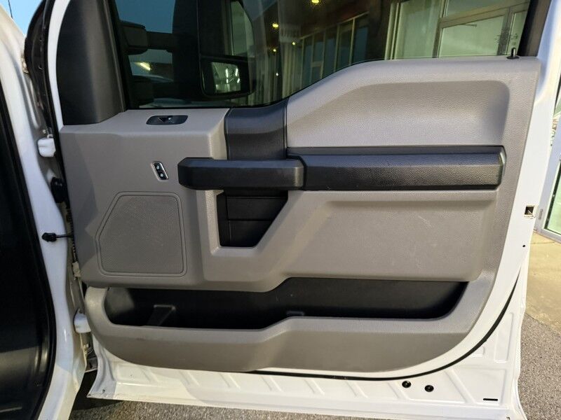 2019 Ford F-350 DRW 4x4 Utility w/ Crane XL Collinsville OK