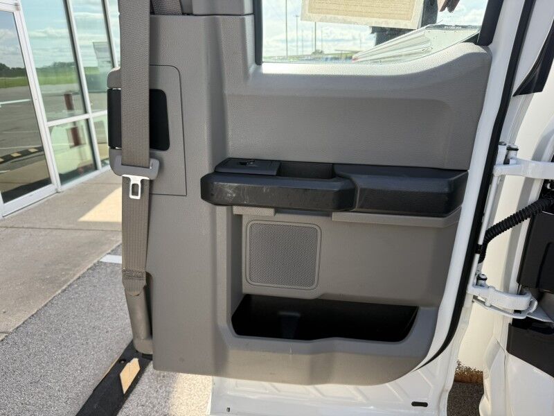 2019 Ford F-350 DRW 4x4 Utility w/ Crane XL Collinsville OK