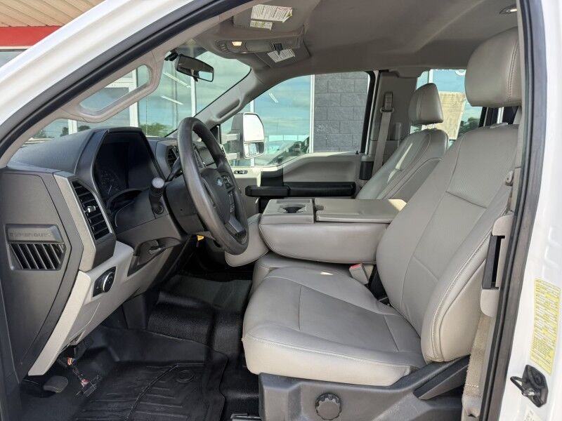 2019 Ford F-350 DRW 4x4 Utility w/ Crane XL Collinsville OK