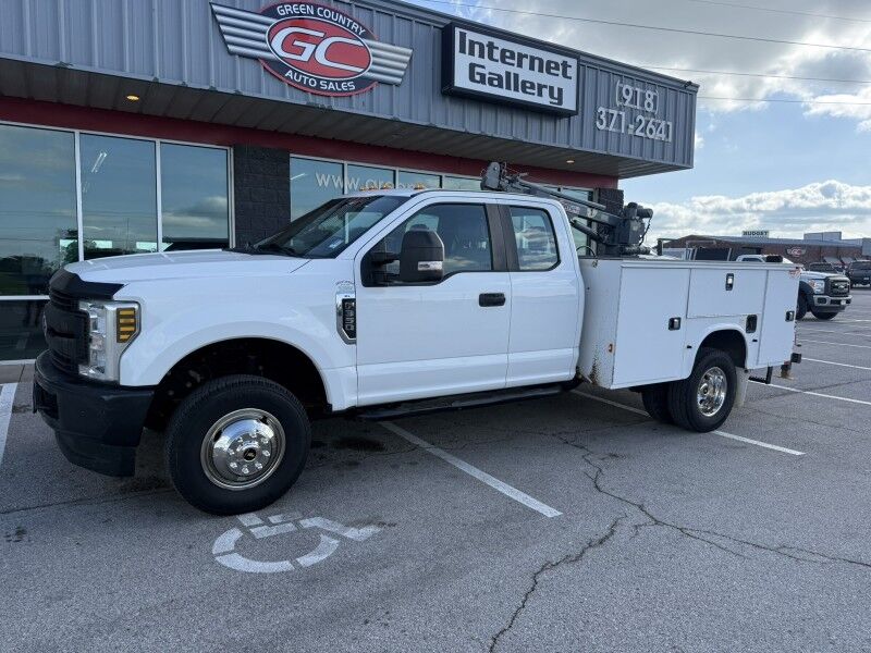 2019 Ford F-350 DRW 4x4 Utility w/ Crane XL Collinsville OK