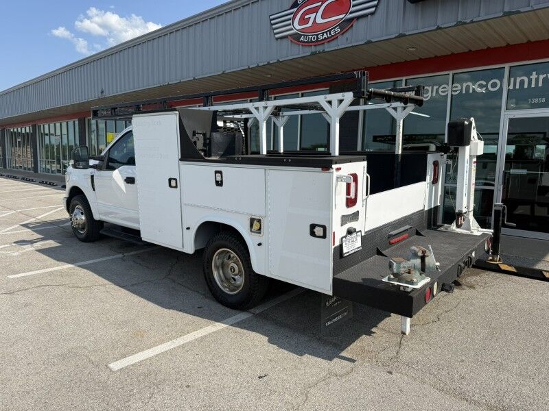 2019 Ford F-350 DRW Utility w/ Crane XL Collinsville OK