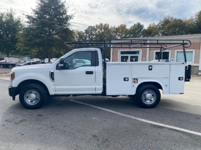 2019 Ford F-350 LIFT GATE UTILITY BED LADDER RACKS