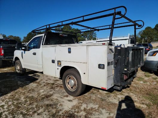 2019 Ford F-350 LIFT GATE UTILITY BED LADDER RACKS Charlotte NC