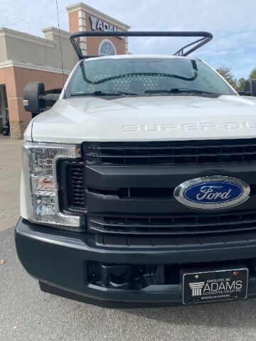 2019 Ford F-350 LIFT GATE UTILITY BED LADDER RACKS Charlotte NC