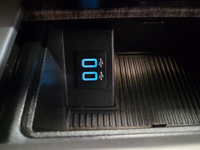 2019 Ford F-350 Lariat 4WD Dually 6.7L Diesel GPS Camera FREE WARRANTY Call (682)587-6288 Arlington TX