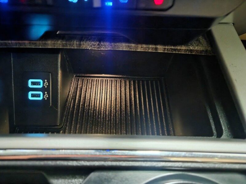 2019 Ford F-350 Lariat BDS Lift Fox Shocks Dually 6.7L Diesel 22in Wheels 37in Tires FREE WARRANTY Arlington TX