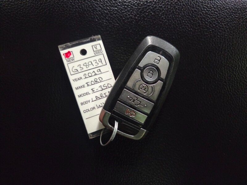 2019 Ford F-350 Lariat BDS Lift Fox Shocks Dually 6.7L Diesel 22in Wheels 37in Tires FREE WARRANTY Arlington TX