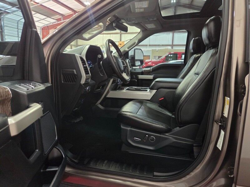 2019 Ford F-350 Lariat Dually 4WD 6.7L Diesel Sunroof GPS Gooseneck FREE WARRANTY Call (682)587-6288 Arlington TX