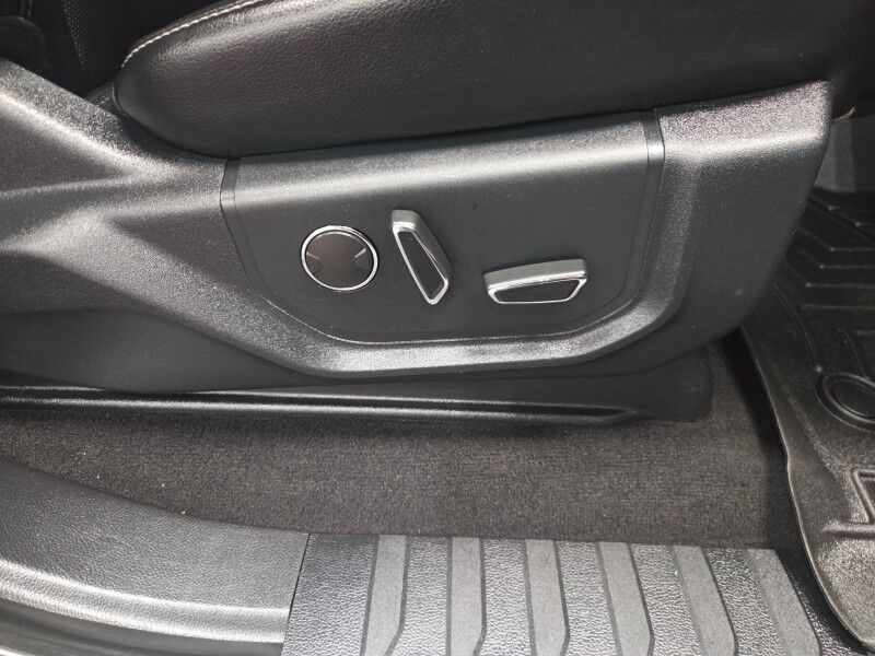 2019 Ford F-350 Lariat FX4 4WD Long Bed 6.7L Diesel GPS Camera Michelin Tires FREE WARRANTY Arlington TX