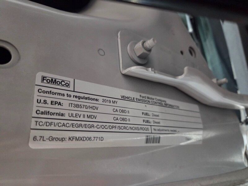 2019 Ford F-350 Lariat Ultimate Flatbed 6.7L Diesel GPS Camera Gooseneck FREE WARRANTY Arlington TX