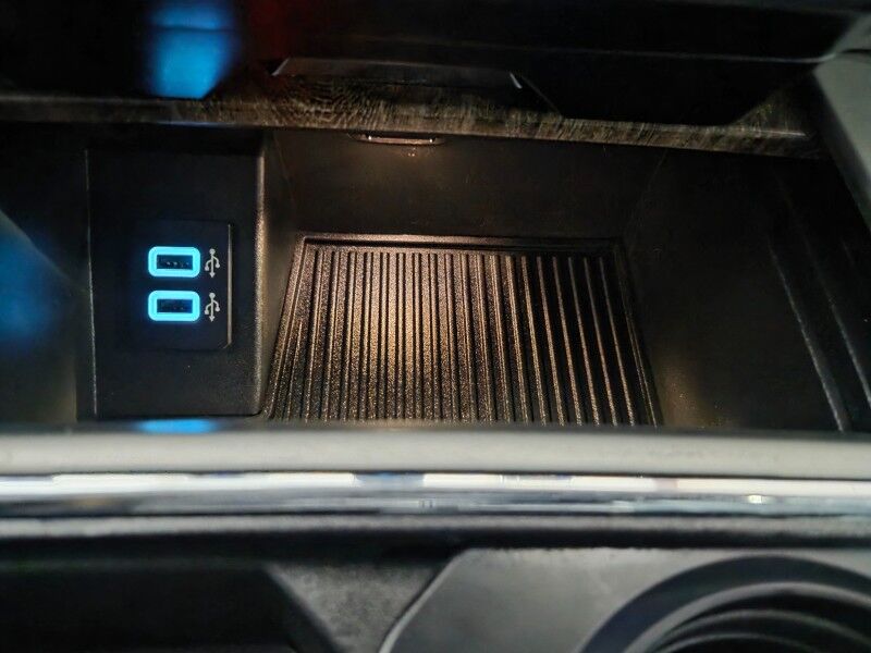 2019 Ford F-350 Lariat Ultimate Flatbed 6.7L Diesel GPS Camera Gooseneck FREE WARRANTY Arlington TX