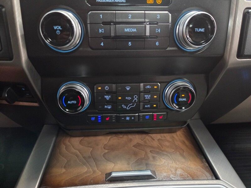 2019 Ford F-350 Limited 4WD Dually 6.7L Diesel GPS Camera New Tires FREE WARRANTY Arlington TX