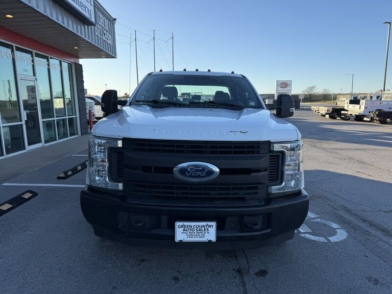2019 Ford F-350 SRW Utility XL Collinsville OK