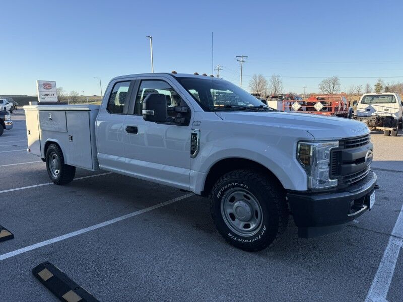 2019 Ford F-350 SRW Utility XL Collinsville OK