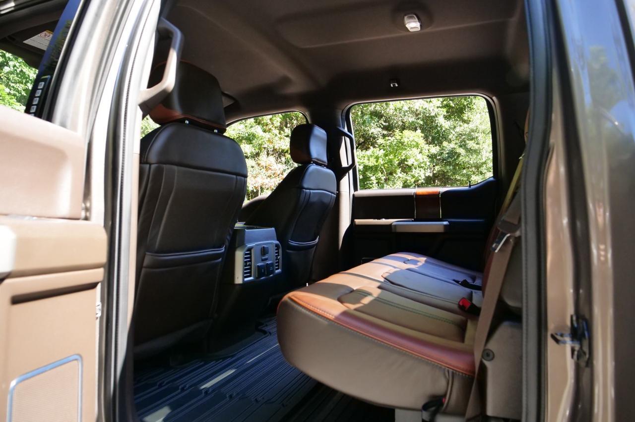 2019 Ford F-350SD King Ranch 4X4 / V8 Turbo Diesel / B&O Audio / 5th Wheel! Lincolnton NC