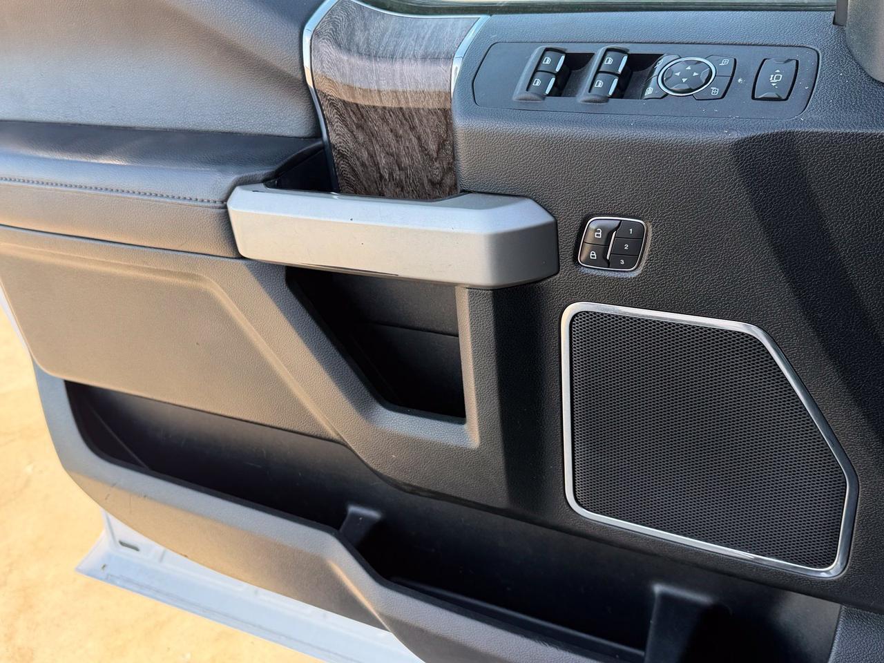 2019 Ford F-350SD Lariat Richardson TX