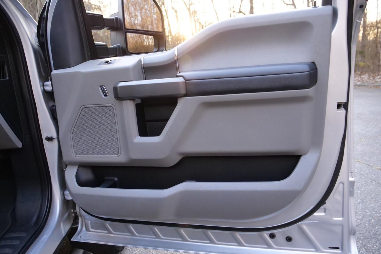 2019 Ford F-350SD XLT 4X4 / 6.7L V8 Turbo Diesel / Premium Package! Lincolnton NC