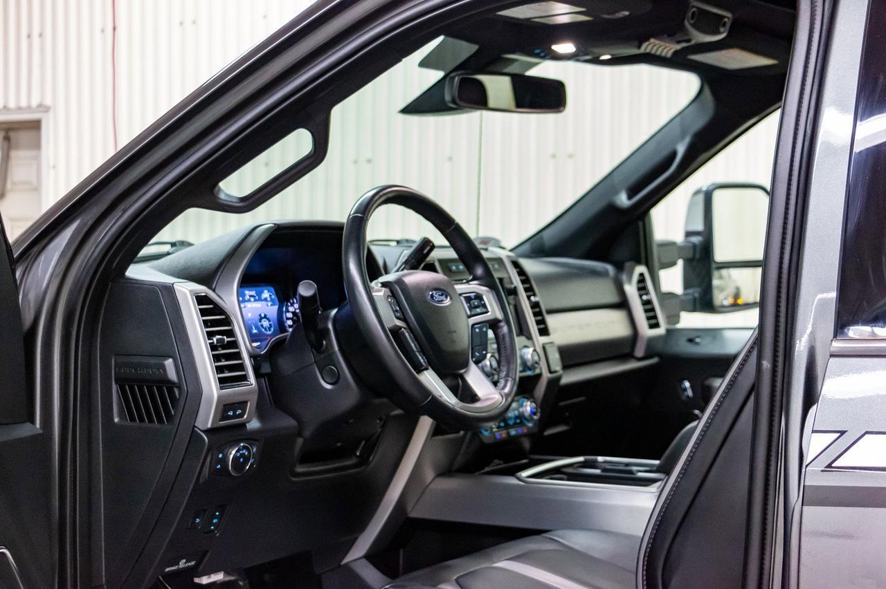 2019 Ford F-450 4x4 Crew Cab Platinum Dually Diesel Red Deer AB