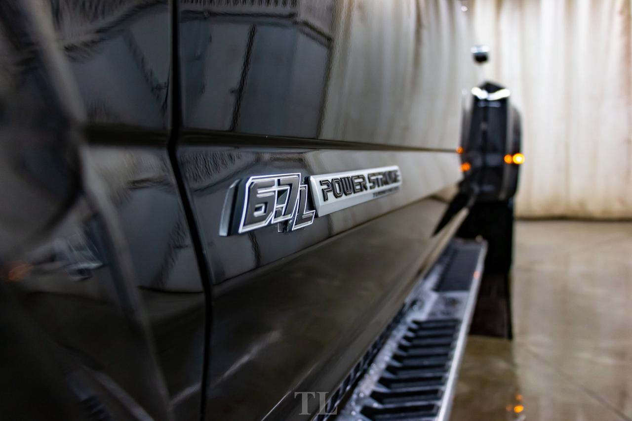 2019 Ford F-450 4x4 Crew Cab XLT Diesel Dually Nav BCam Red Deer AB