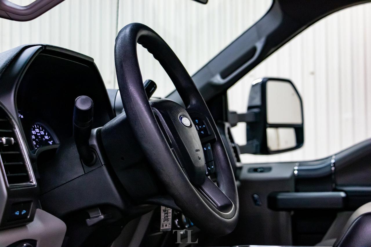 2019 Ford F-450 4x4 Crew Cab XLT Diesel Dually Nav BCam Red Deer AB