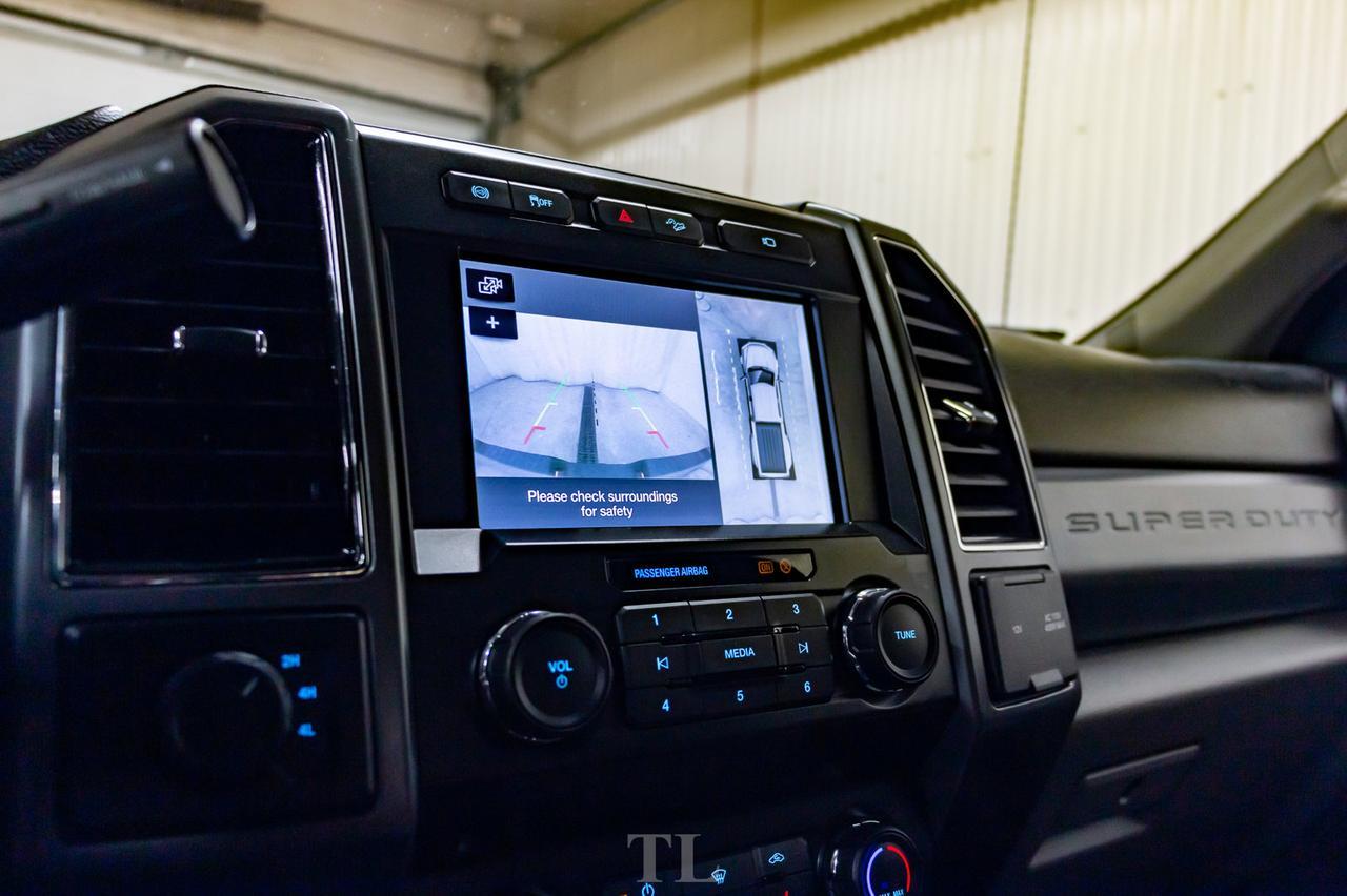 2019 Ford F-450 4x4 Crew Cab XLT Diesel Dually Nav BCam Red Deer AB