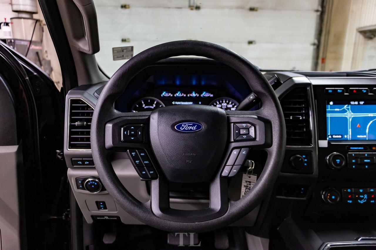 2019 Ford F-450 4x4 Crew Cab XLT Diesel Dually Nav BCam Red Deer AB