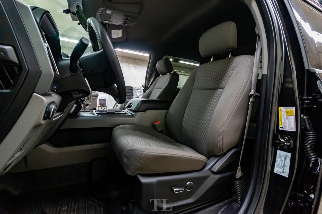 2019 Ford F-450 4x4 Crew Cab XLT Diesel Dually Nav BCam Red Deer AB