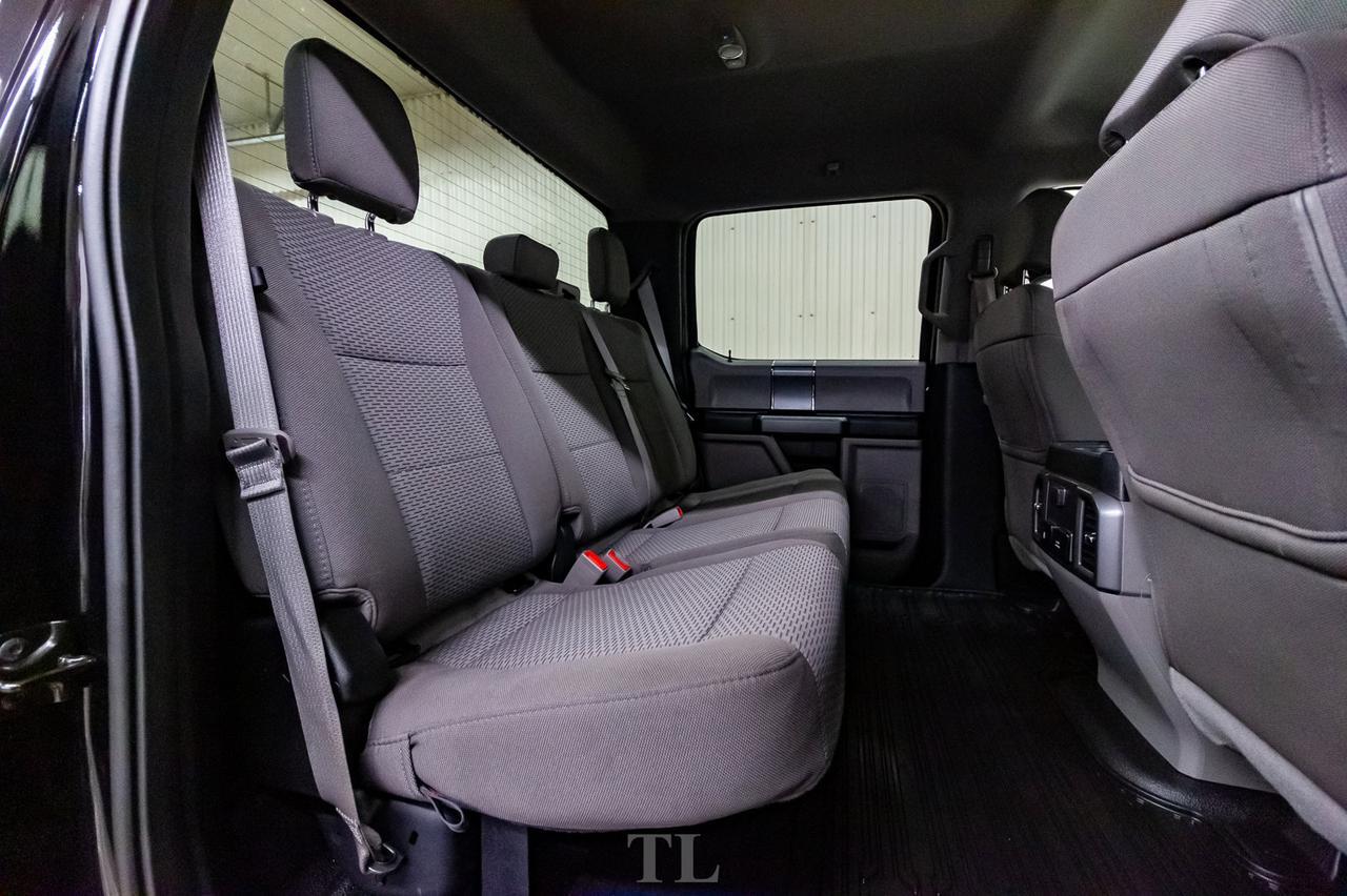 2019 Ford F-450 4x4 Crew Cab XLT Diesel Dually Nav BCam Red Deer AB