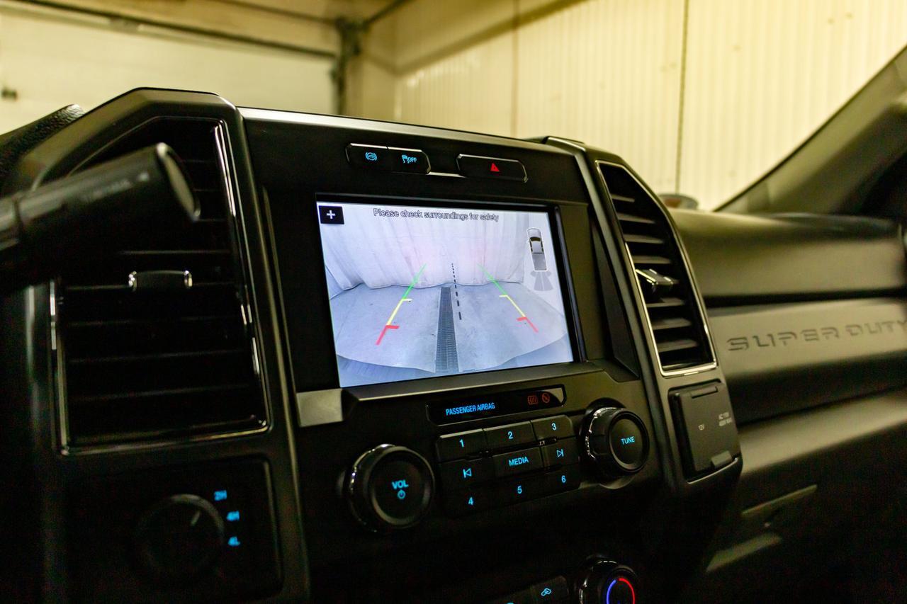 2019 Ford F-450 4x4 Crew Cab XLT Dually Diesel BCam Red Deer AB