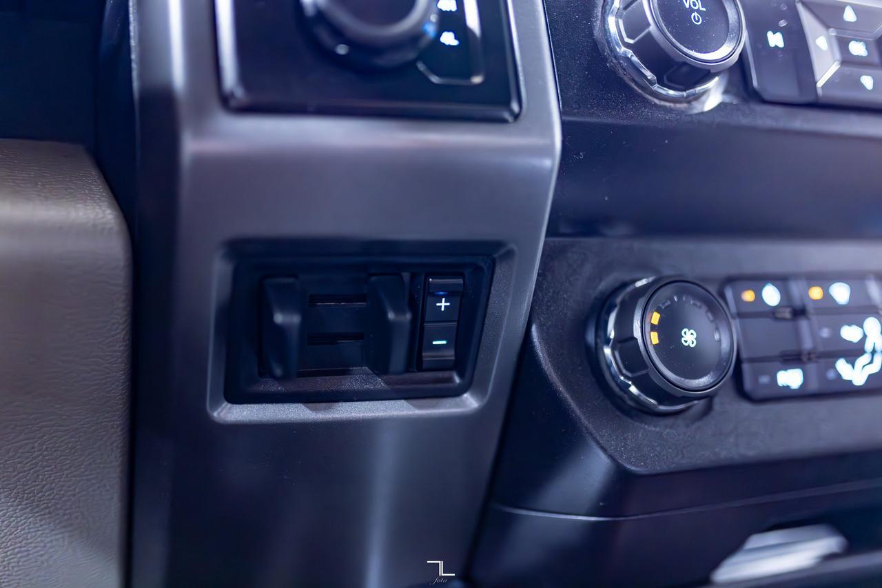 2019 Ford F-450 4x4 Crew Cab XLT FX4 Dually Diesel BCam Red Deer AB