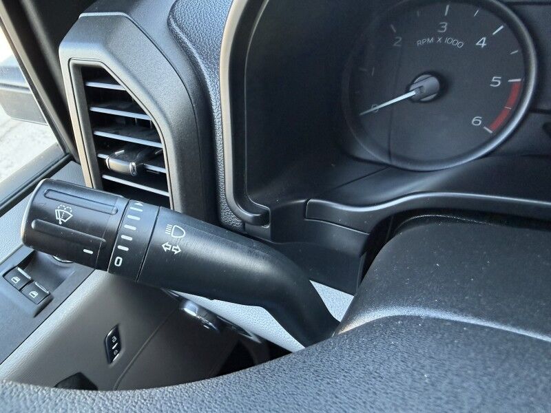 2019 Ford F-450 V10 4x4 Flatbed w/ Lift Gate XL Collinsville OK