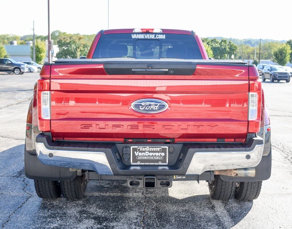 2019 Ford F-450SD Lariat Akron