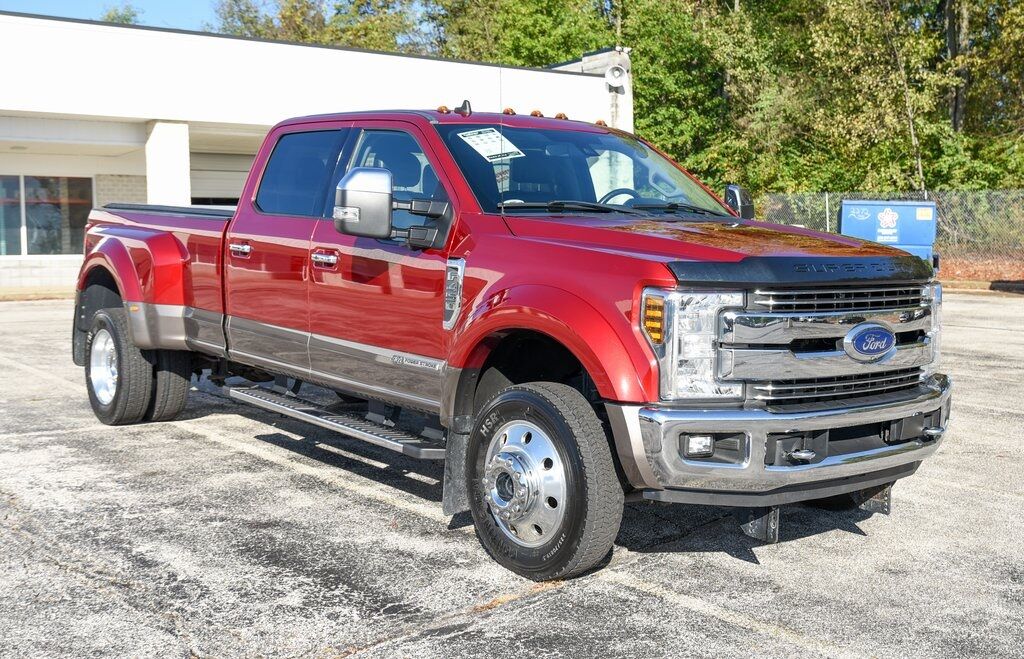 2019 Ford F-450SD Lariat Akron
