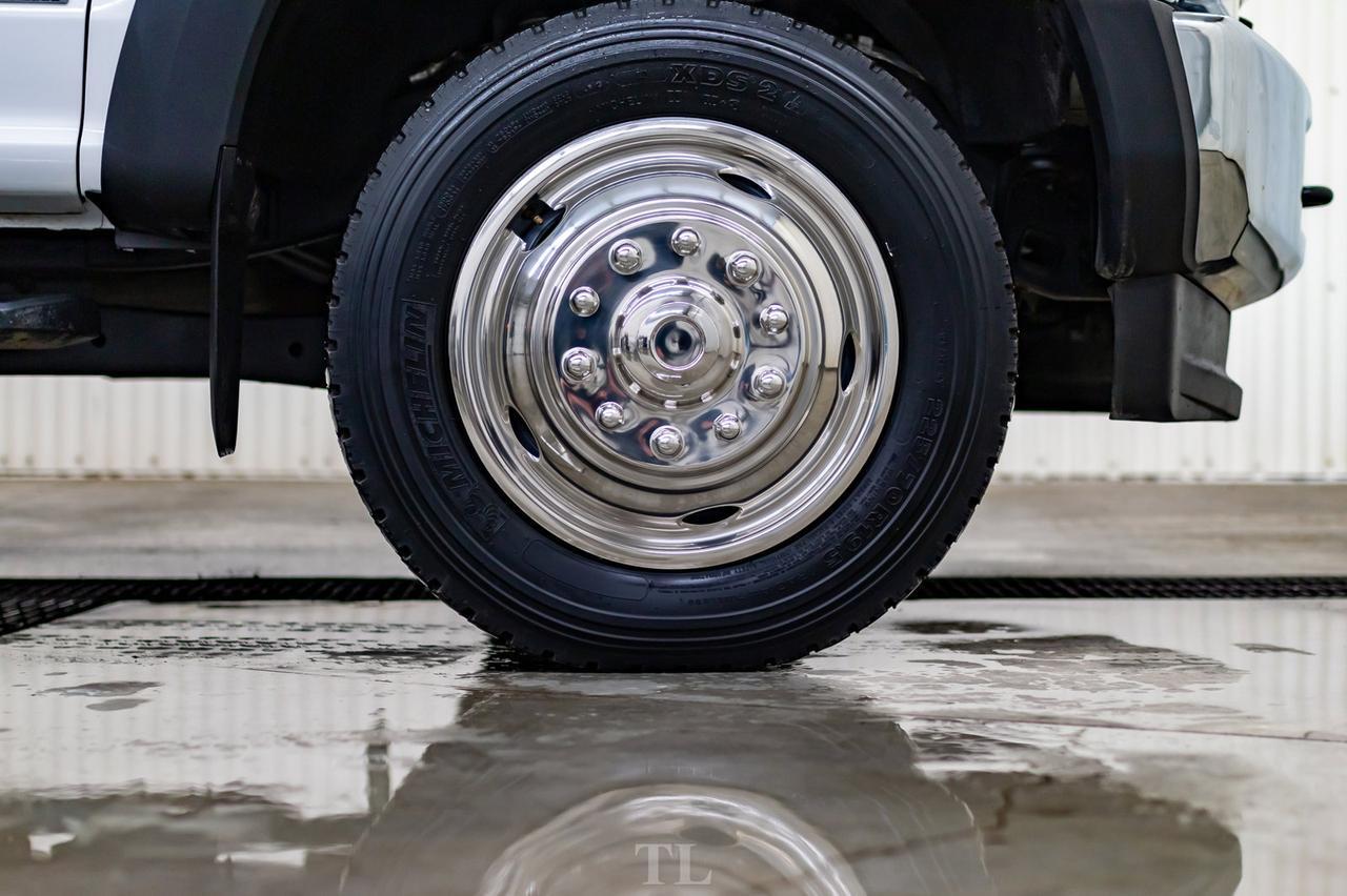 2019 Ford F-550 4x4 Crew Cab XLT Deck Diesel BCam Red Deer AB