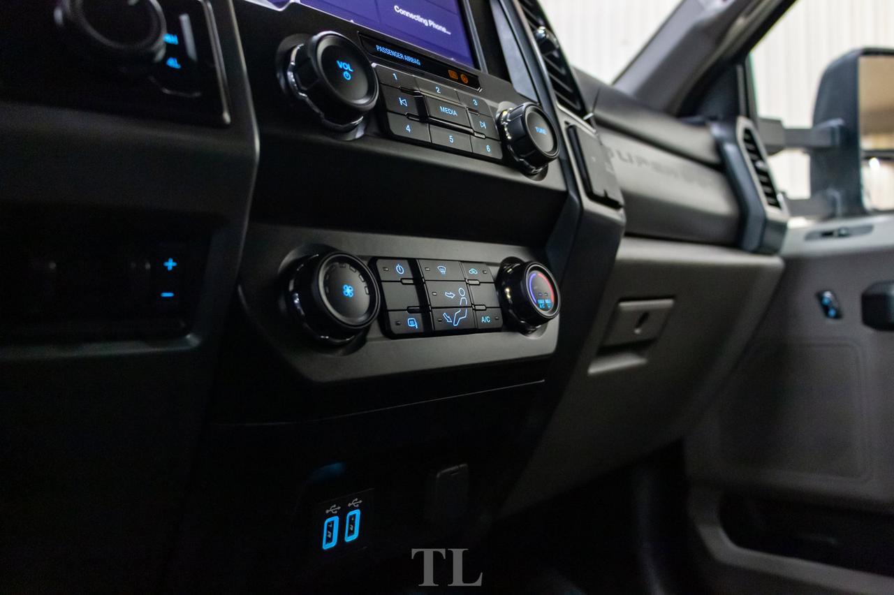 2019 Ford F-550 4x4 Crew Cab XLT Deck Diesel Dually Red Deer AB