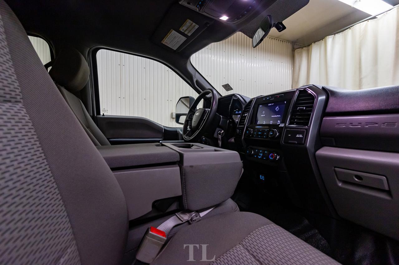 2019 Ford F-550 4x4 Crew Cab XLT Deck Diesel Dually Red Deer AB