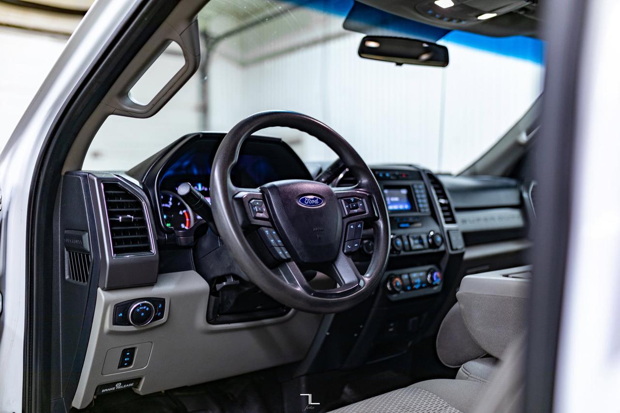 2019 Ford F-550 4x4 Crew Cab XLT Deck Diesel Red Deer AB