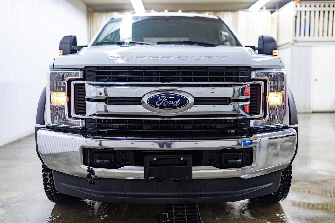 2019 Ford F-550 4x4 Crew Cab XLT Diesel Deck BCam Red Deer AB