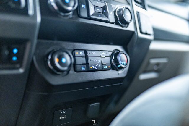 2019 Ford F-550 4x4 Crew Cab XLT Diesel Picker Red Deer AB