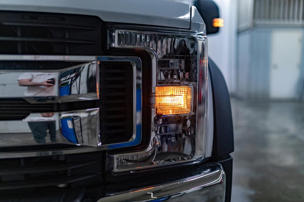 2019 Ford F-550 4x4 Crew Cab XLT Dually Deck Diesel 5th Wheel Red Deer AB