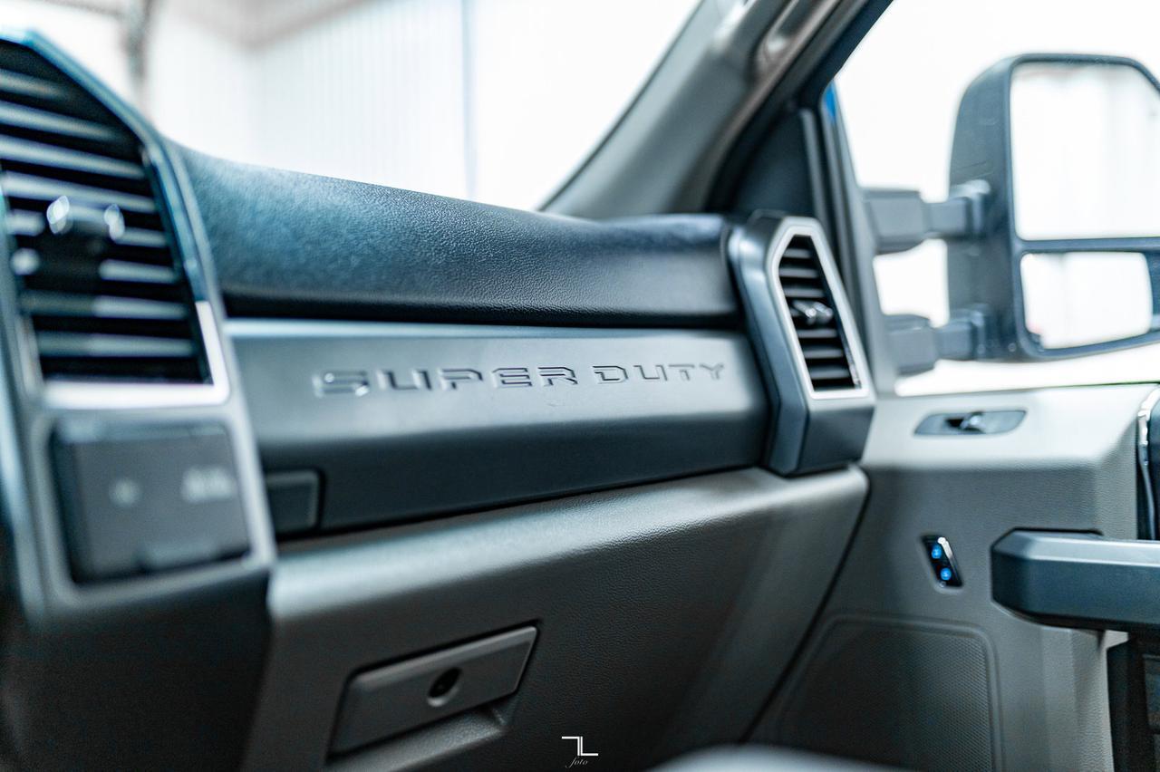 2019 Ford F-550 4x4 Crew Cab XLT Dually Deck Diesel 5th Wheel Red Deer AB