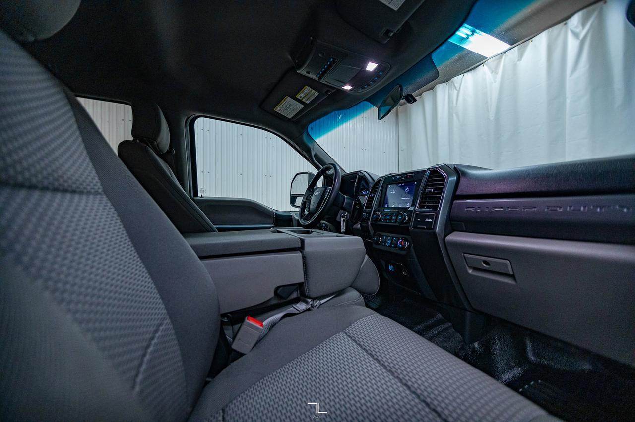 2019 Ford F-550 4x4 Crew Cab XLT Dually Deck Diesel 5th Wheel Red Deer AB